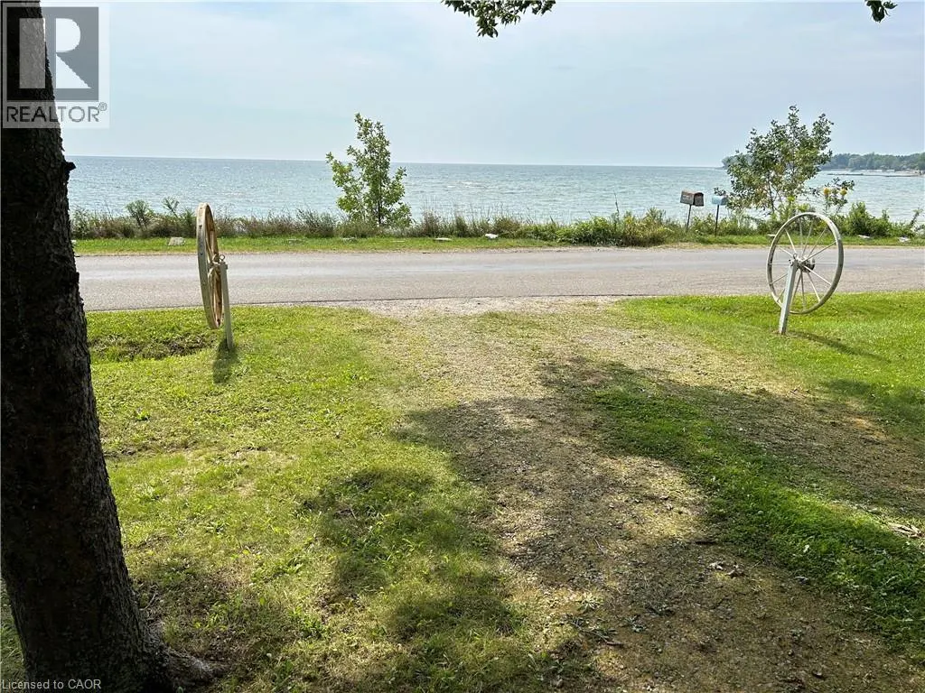 2431 LAKESHORE Road