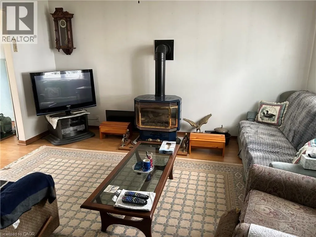 2431 LAKESHORE Road