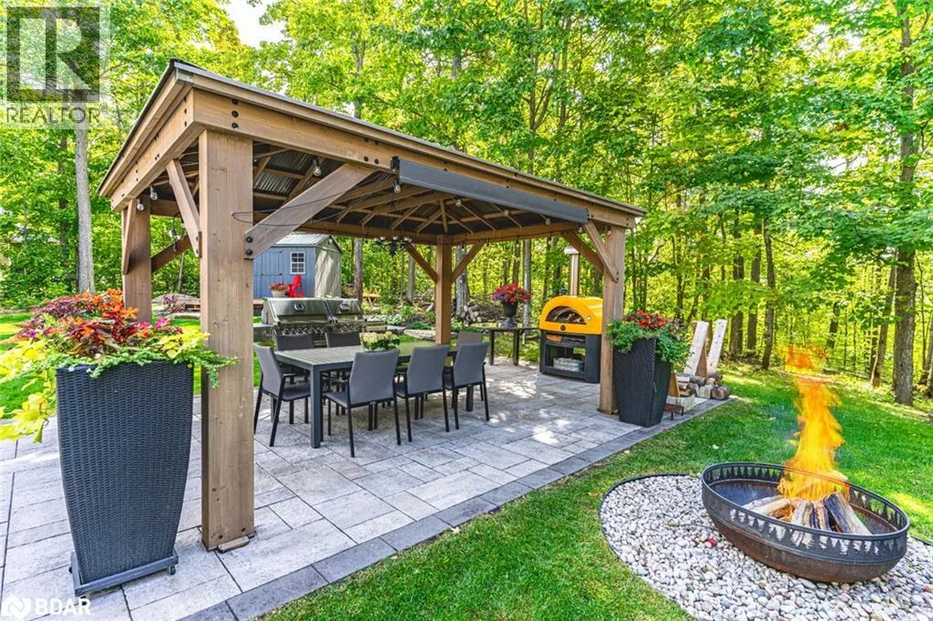 7 MAPLE RIDGE Road