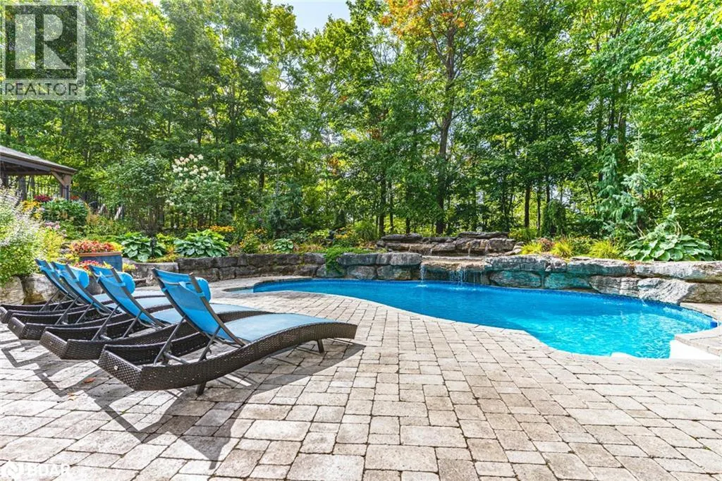 7 MAPLE RIDGE Road