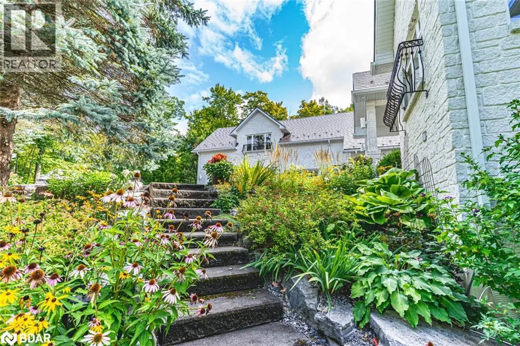 7 MAPLE RIDGE Road