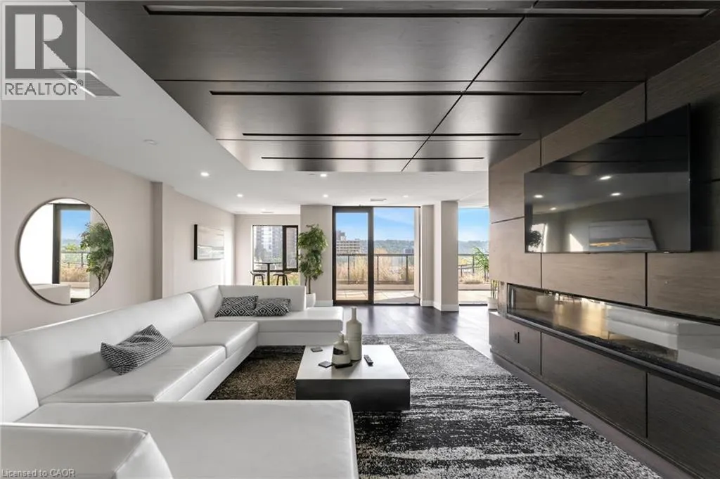 15 QUEEN Street S Unit# 1210, #1210