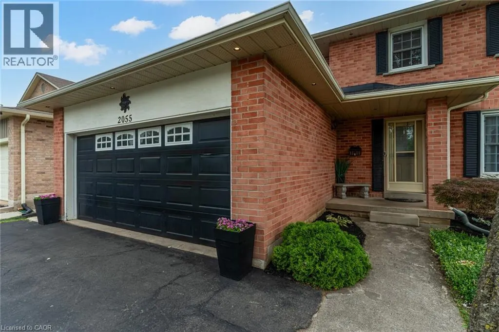 2055 HUNTERS WOOD Drive