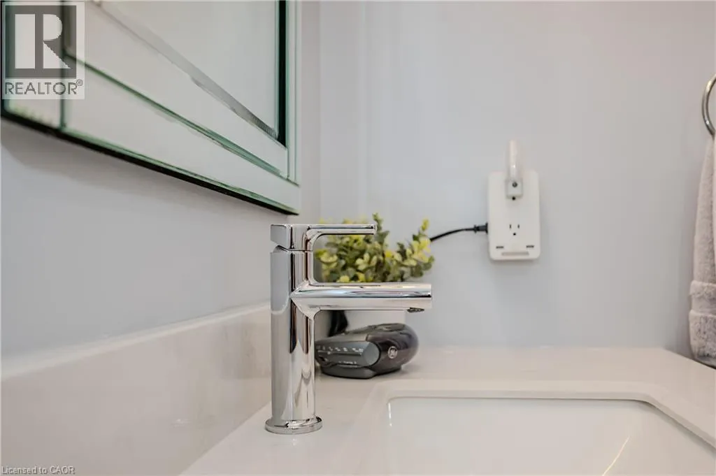38 ELORA Drive Unit# 21, #21