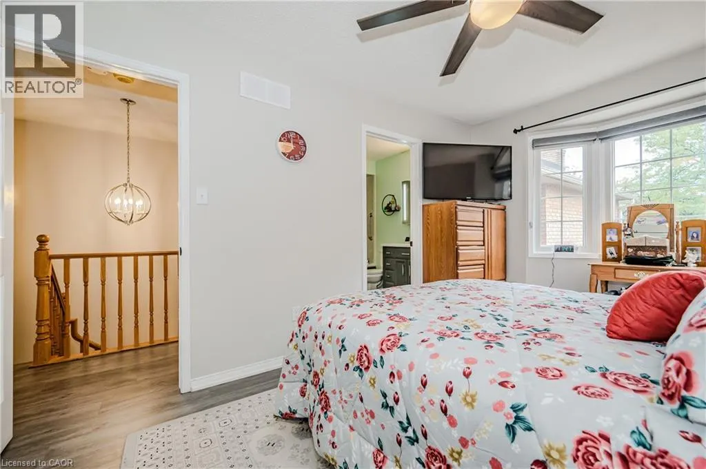 38 ELORA Drive Unit# 21, #21