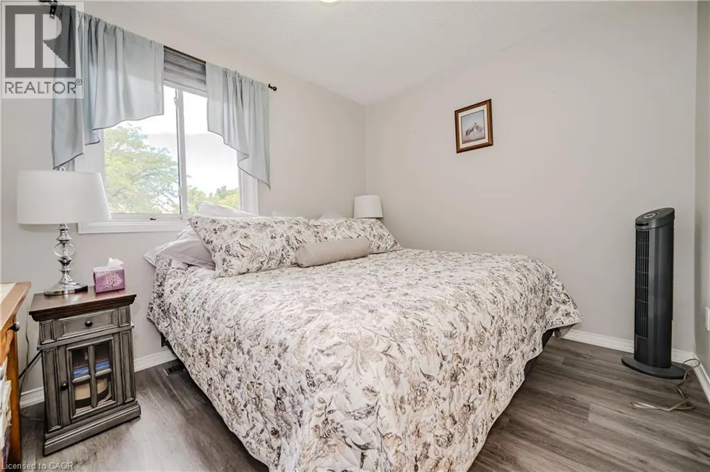 38 ELORA Drive Unit# 21, #21