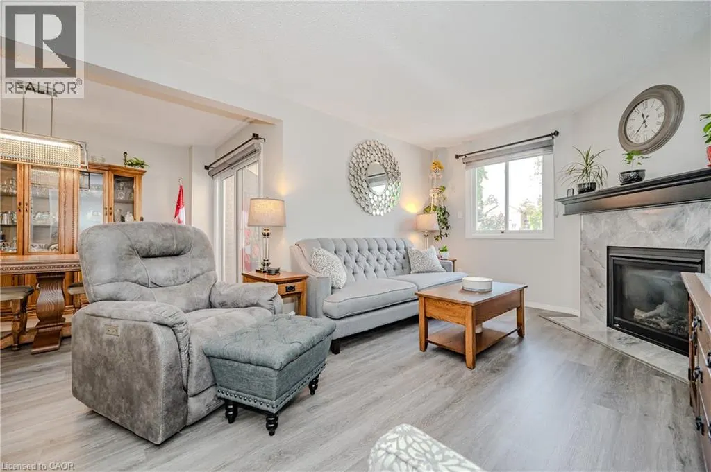 38 ELORA Drive Unit# 21, #21