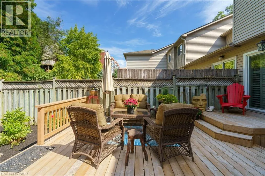 43 FAIRWOOD Place W