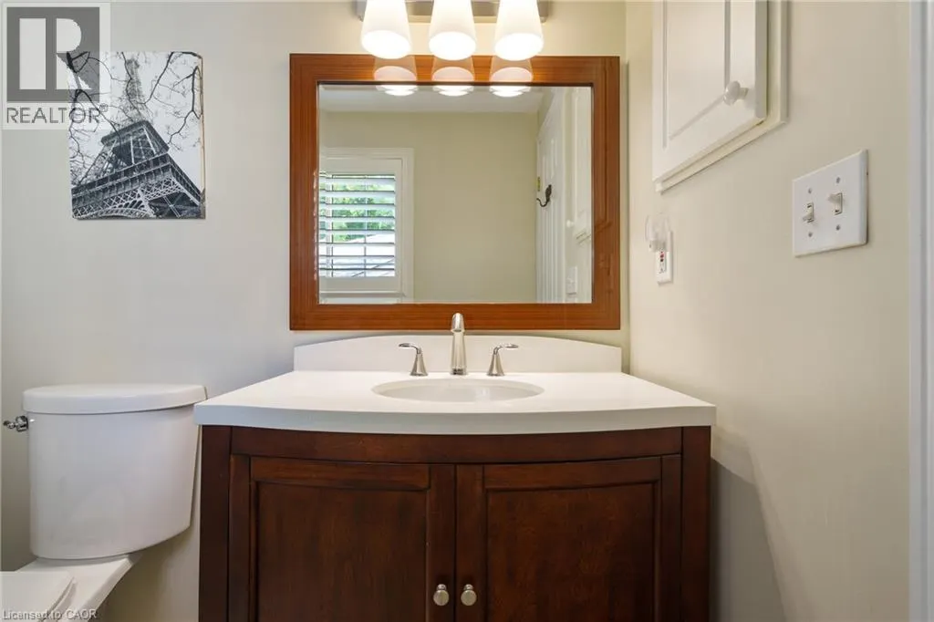 43 FAIRWOOD Place W