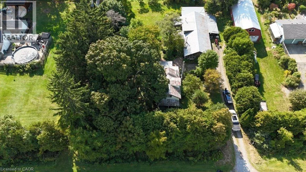 1029 COCKSHUTT Road