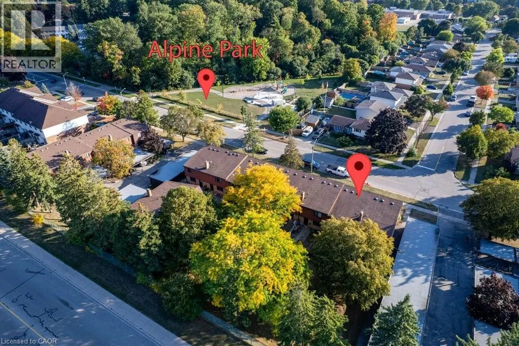 130 KINGSWOOD Drive Unit# 33, #33