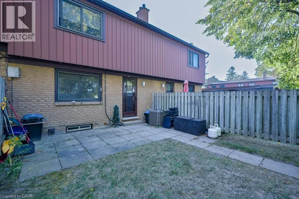 130 KINGSWOOD Drive Unit# 33, #33