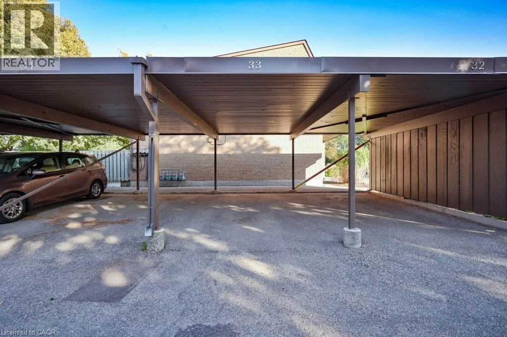 130 KINGSWOOD Drive Unit# 33, #33