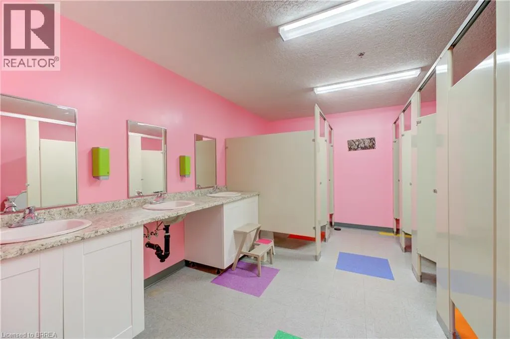 603 COLBORNE Street Unit# 2, #2