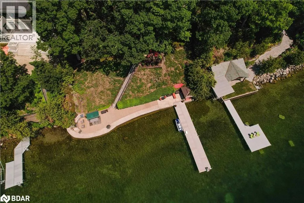 13 GEORGINA Drive