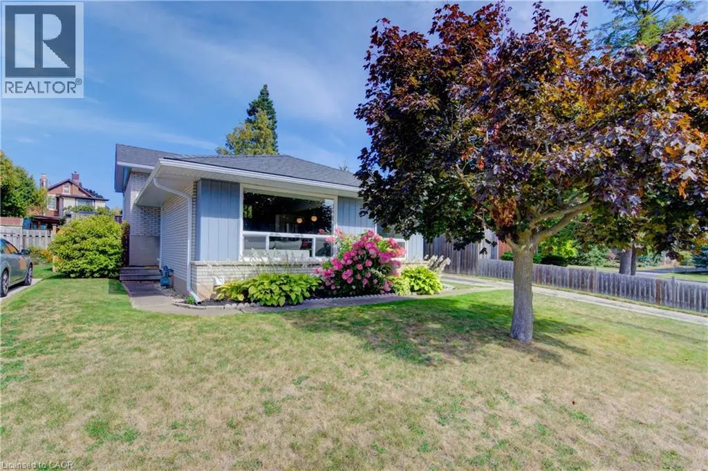 76 KENWOOD Drive