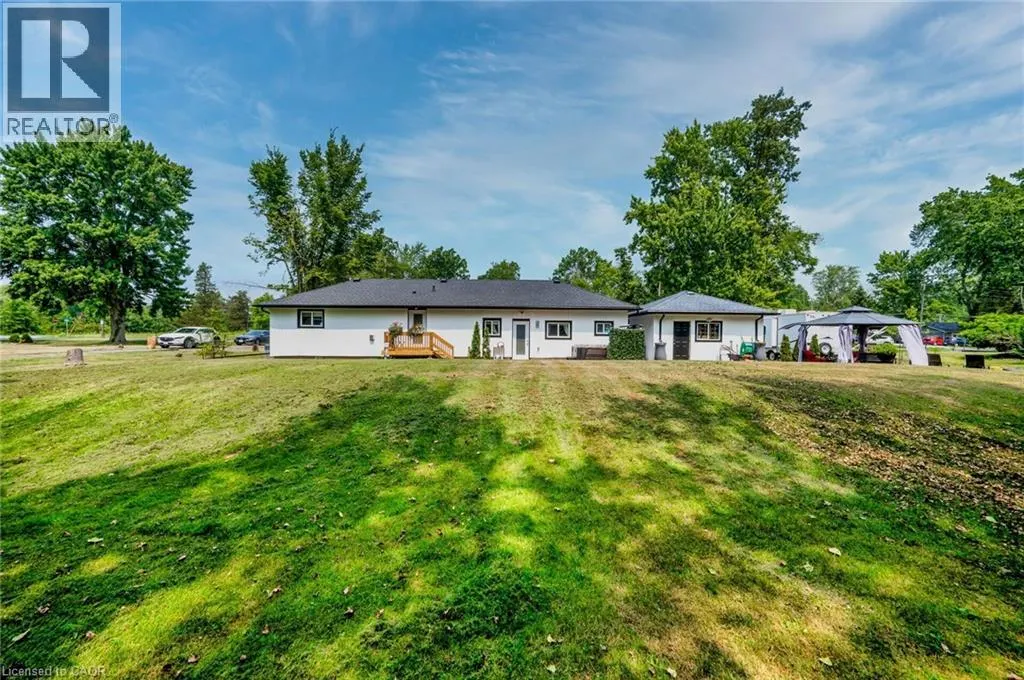 2525 VIMY Road