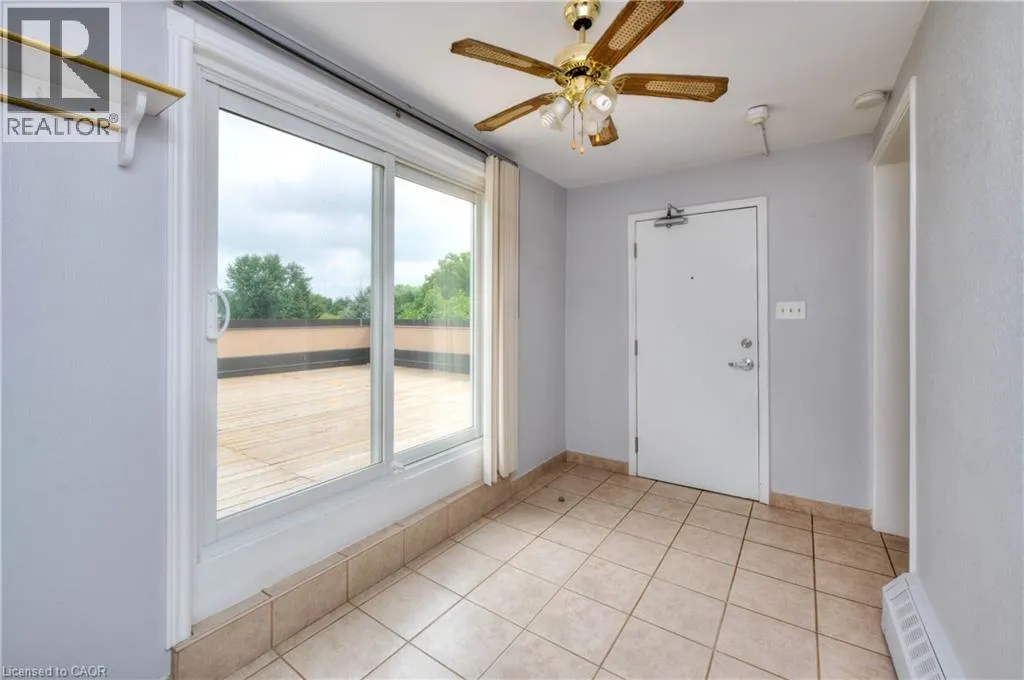 371 DALE Crescent Unit# 14, #14