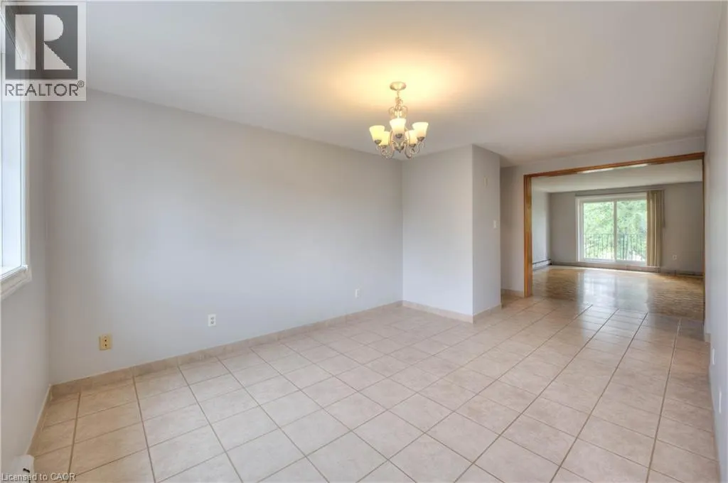 371 DALE Crescent Unit# 14, #14