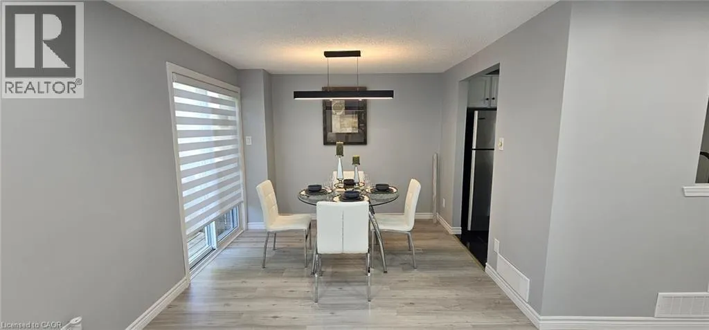 38 POPLAR Drive