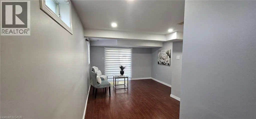 38 POPLAR Drive