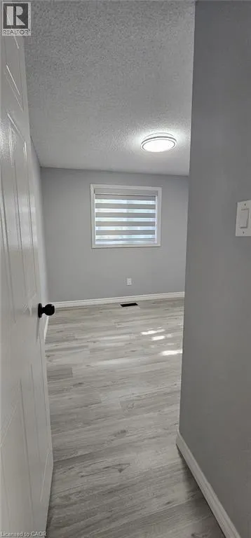 38 POPLAR Drive