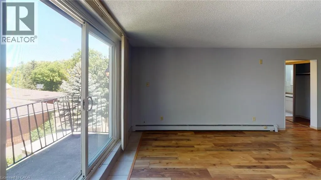 371 DALE Crescent Unit# 11, #11