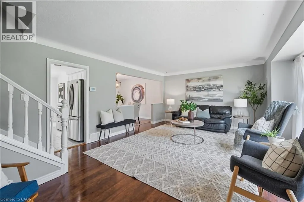 641 HOLT Drive