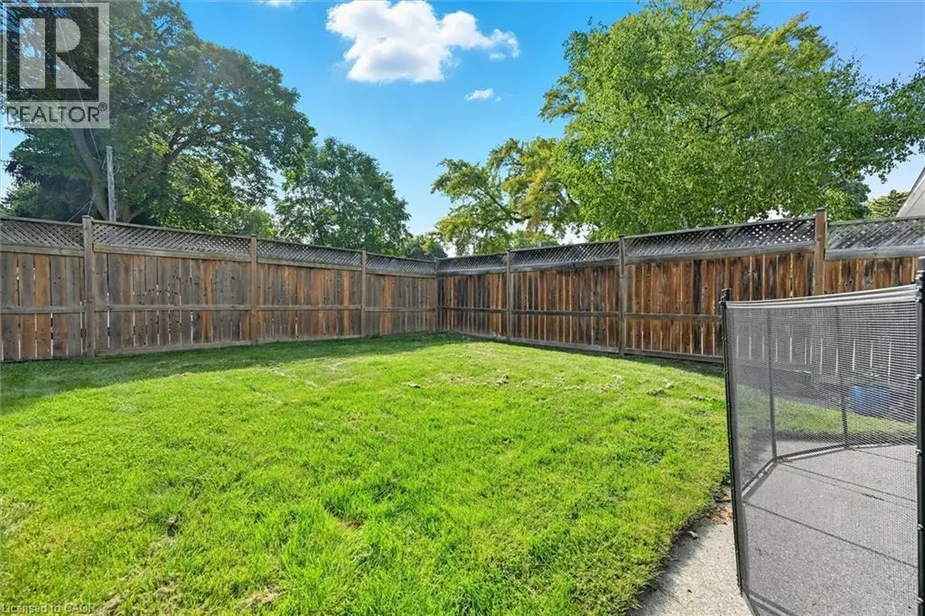 641 HOLT Drive