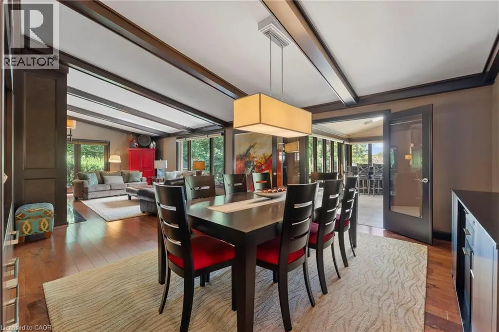25 SUNSET Drive