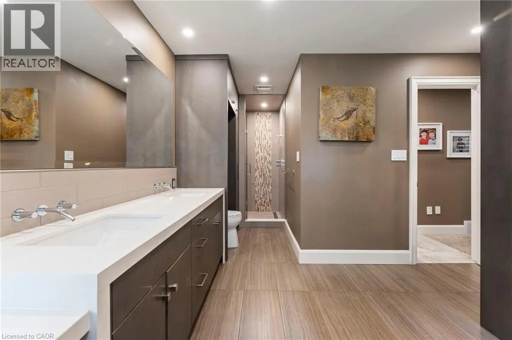 25 SUNSET Drive