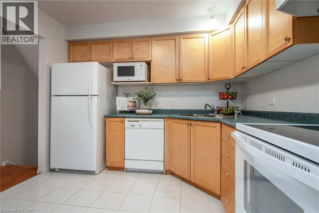 173 HIGHLAND Crescent