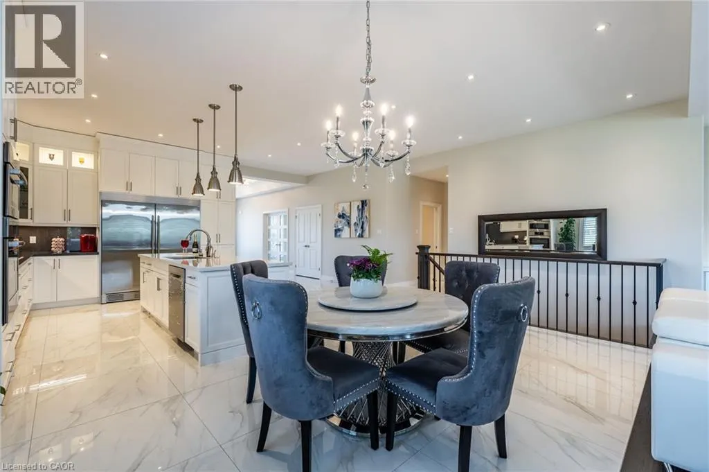 10 HARPER Boulevard