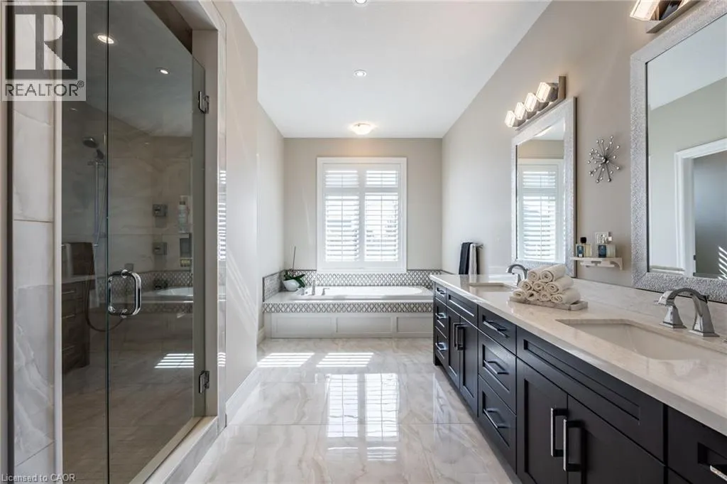 10 HARPER Boulevard