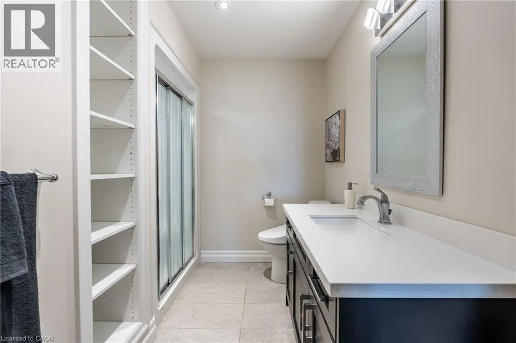 10 HARPER Boulevard