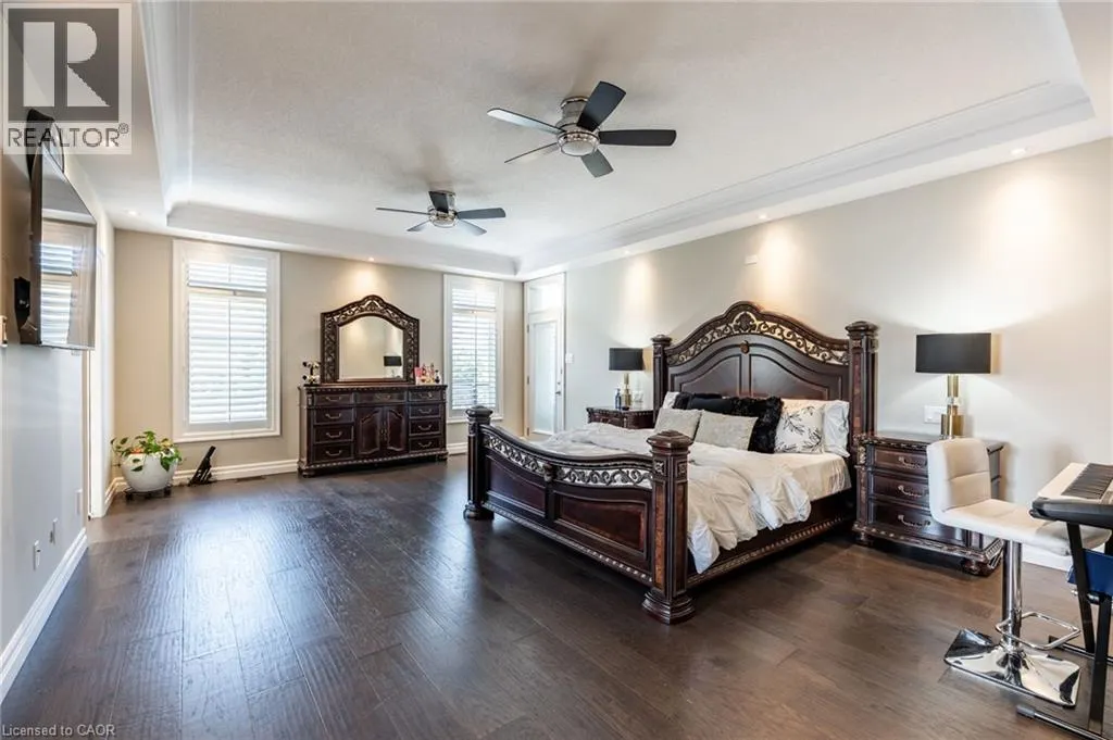 10 HARPER Boulevard