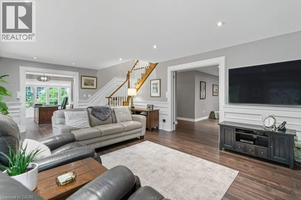 31 ACREDALE Drive