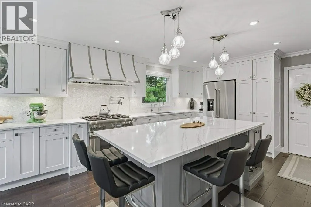 31 ACREDALE Drive