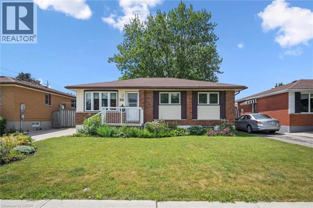 341 REDFORD Crescent