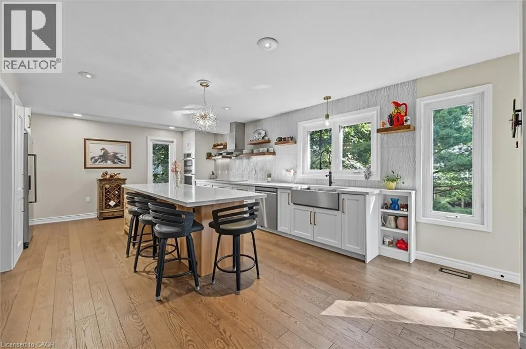 275 GREENBRIAR Road