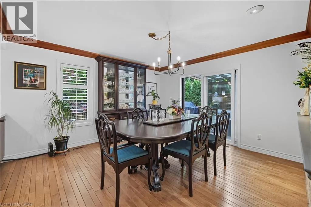 275 GREENBRIAR Road