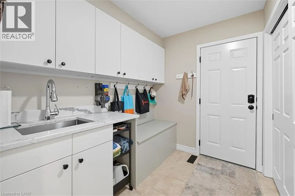 275 GREENBRIAR Road