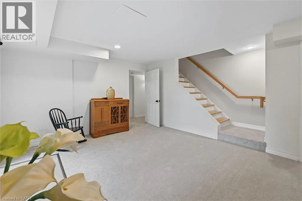 275 GREENBRIAR Road