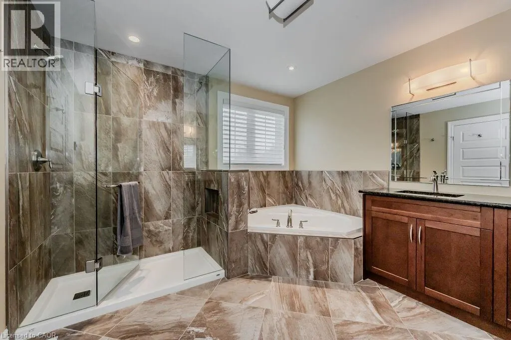 435 WINCHESTER Drive Unit# 14, #14