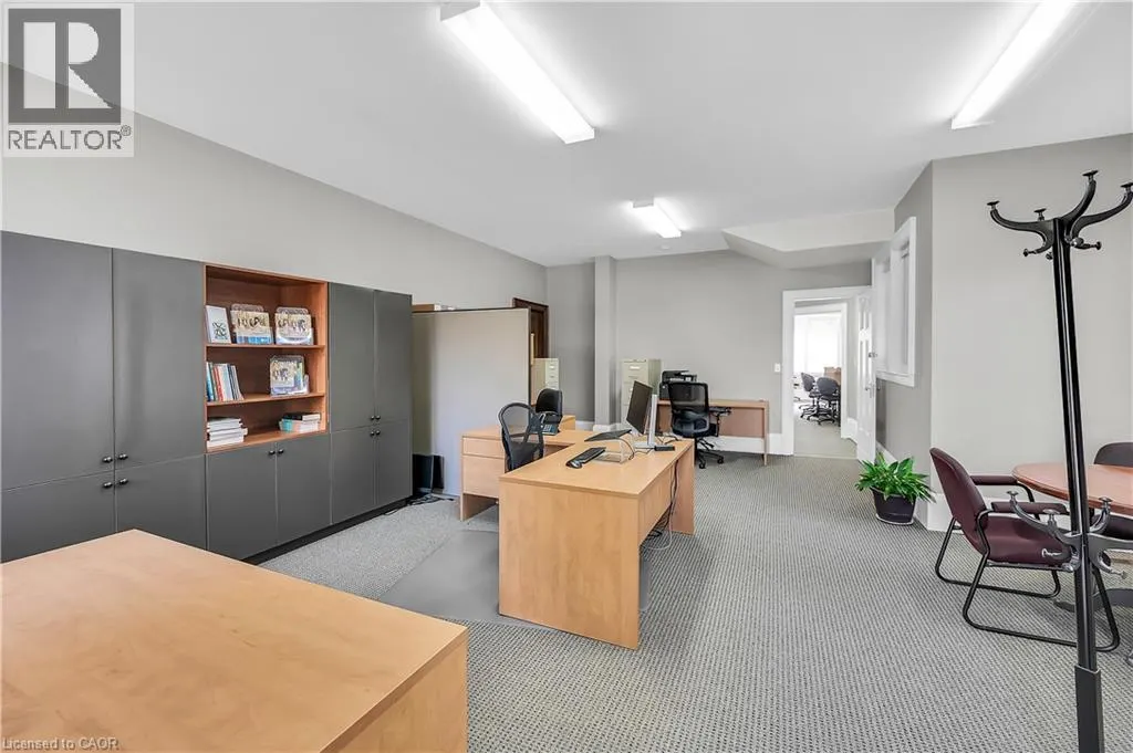 235 QUEEN Street S