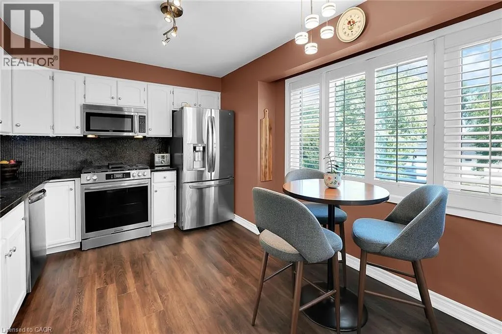 177 MAIN Street W Unit# 8, #8