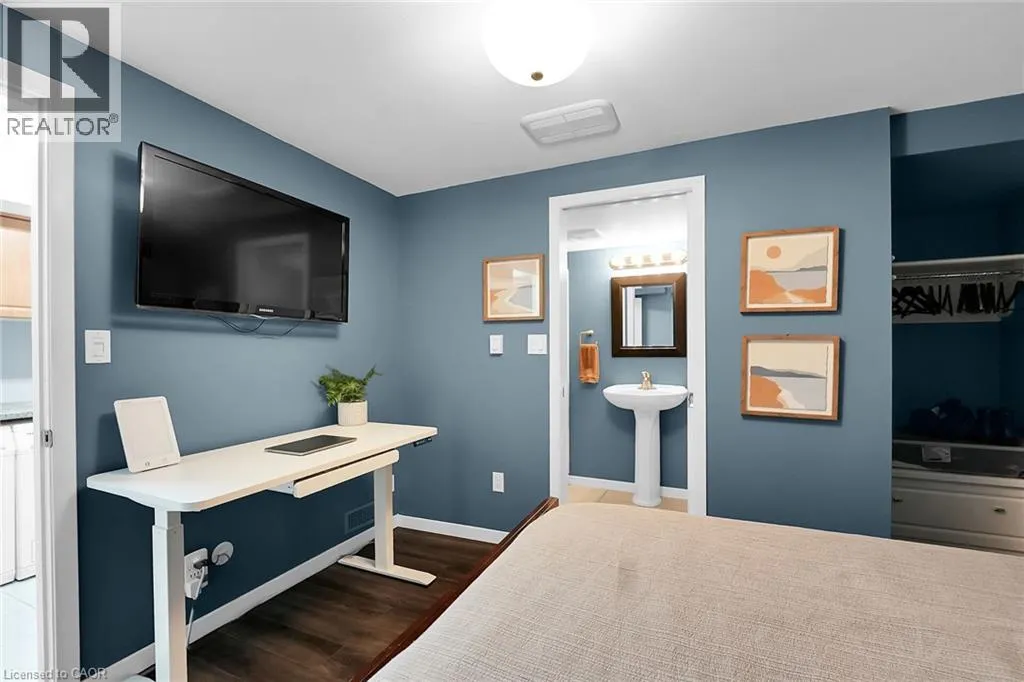 177 MAIN Street W Unit# 8, #8