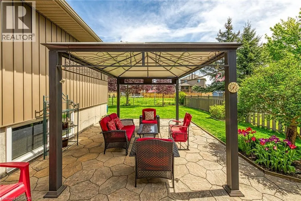 47 MARLEY Crescent