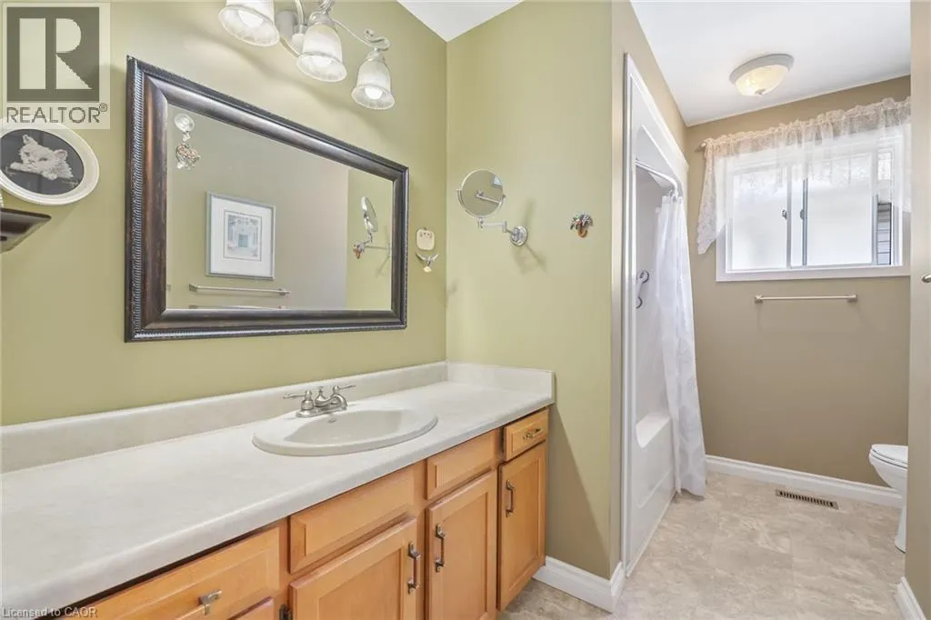 47 MARLEY Crescent
