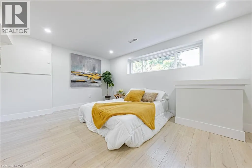 22 WILLIAM JOHNSON Street Unit# LL, #LL